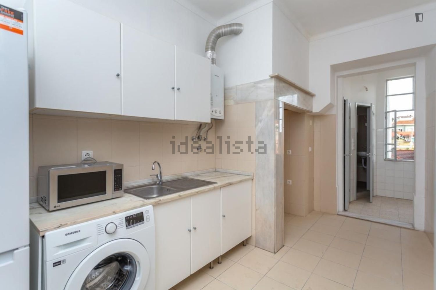 出租房间在Rua do Carrião - 厨房