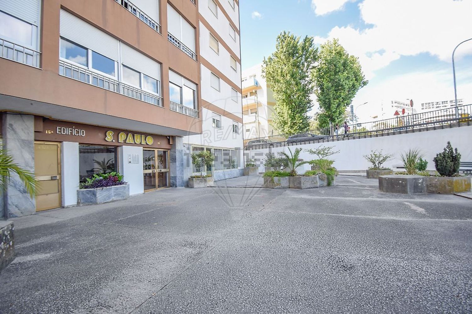 出租公寓 t1在Avenida Professor Doutor Reinaldo dos Santos - 外立面