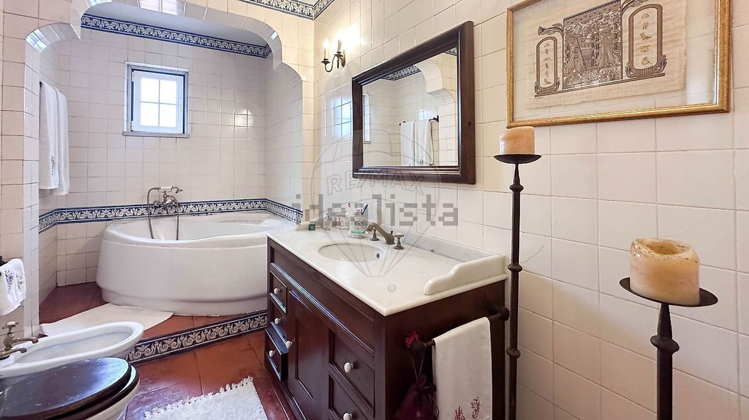 小楼房或独栋别墅出售在Rua da Mofina - 卫生间