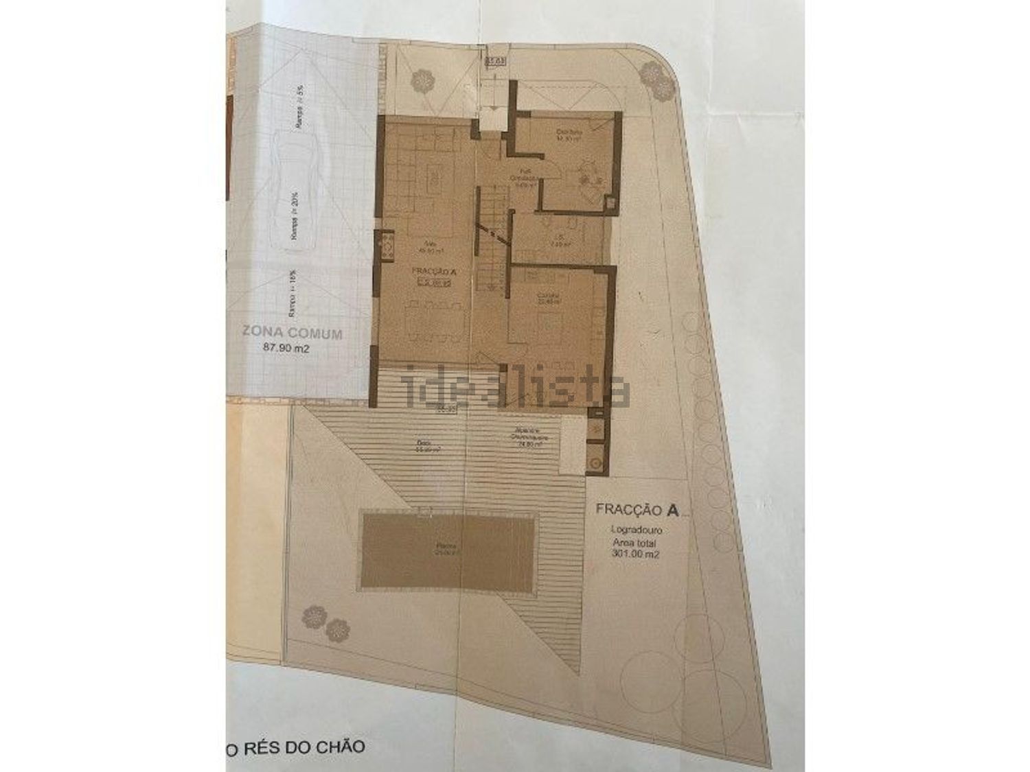 小楼房或独栋别墅出售在São Pedro da Cadeira - 平面图
