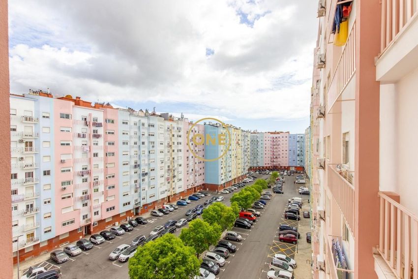 公寓 t1出售在Rua António Garibaldi