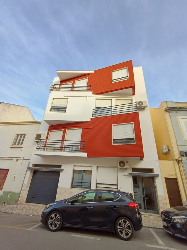 出租公寓 t3在Rua Mouzinho de Albuquerque, 27