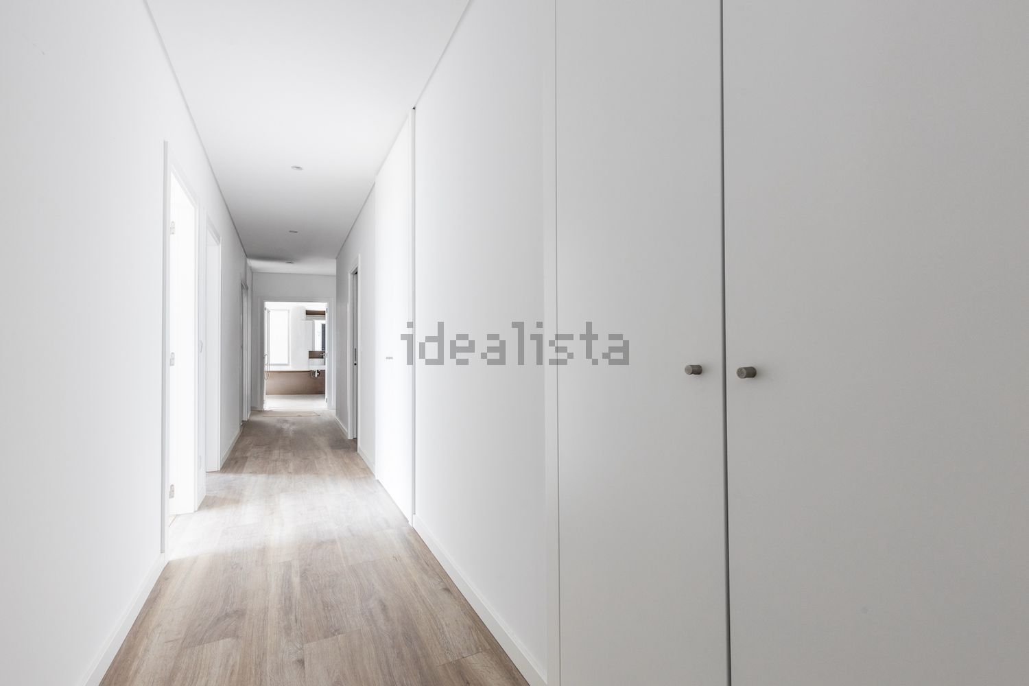 顶层公寓出售在Rua Nicolau Breyner, 9 - 过道