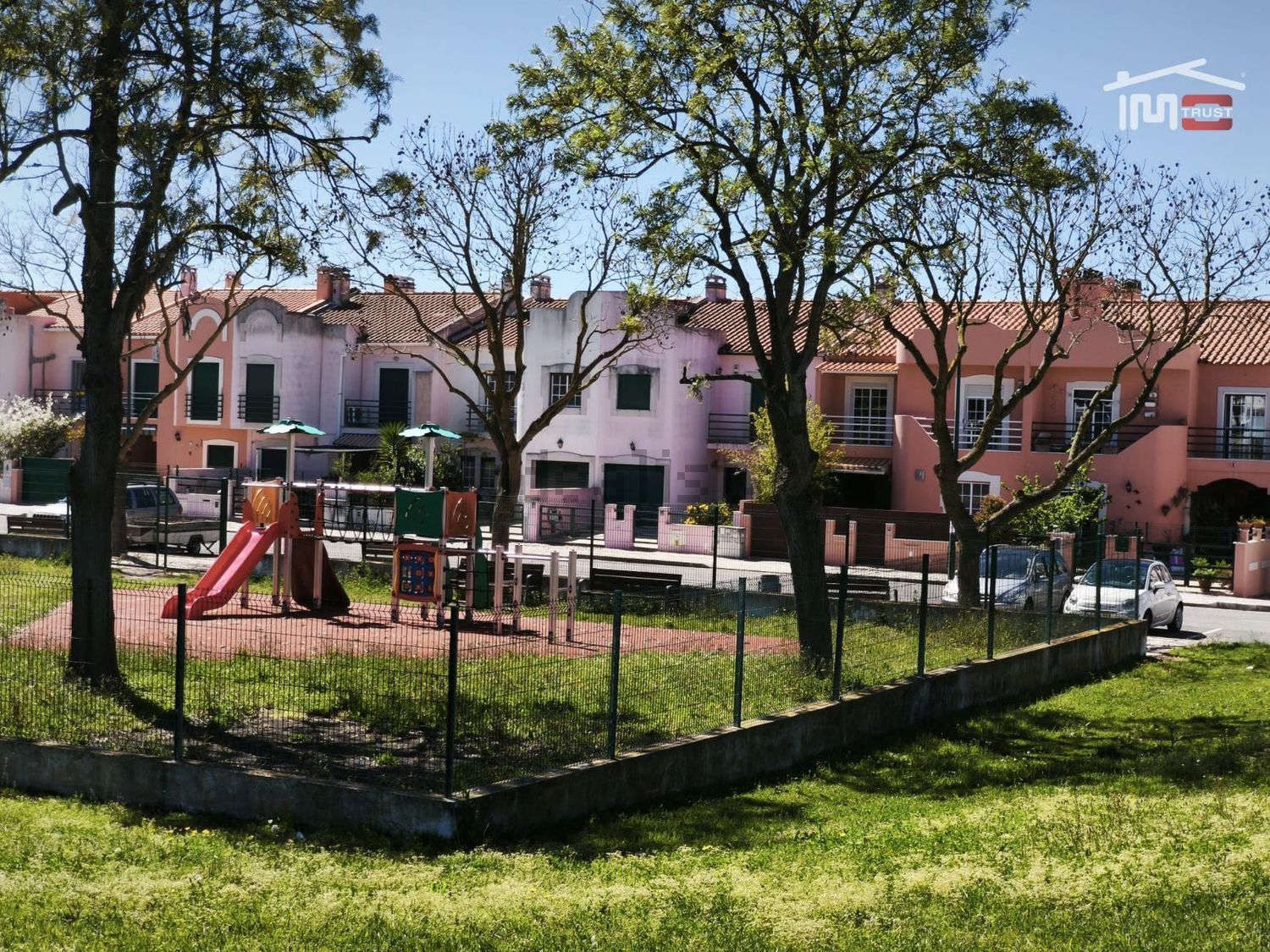 双拼别墅出售在Rua do Círio dos Olhos de Água - 外立面