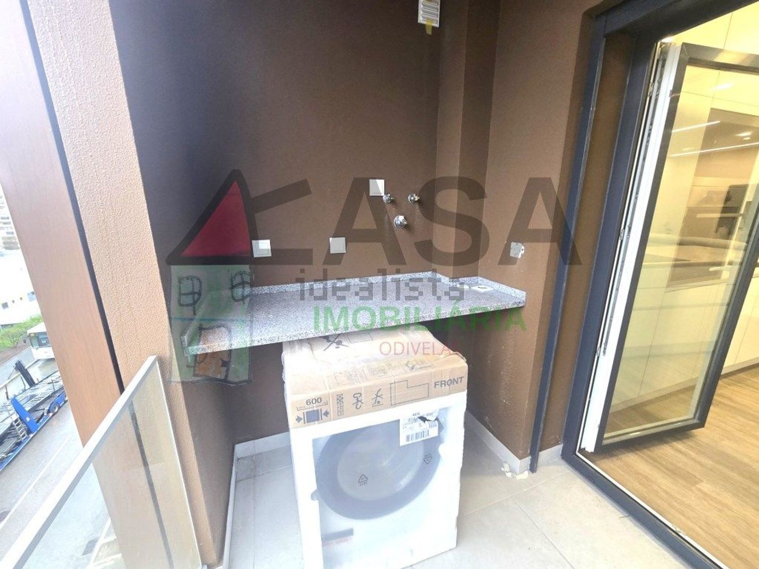 公寓 t2出售在Avenida Doutor António Silva Marques, 10 - 露台