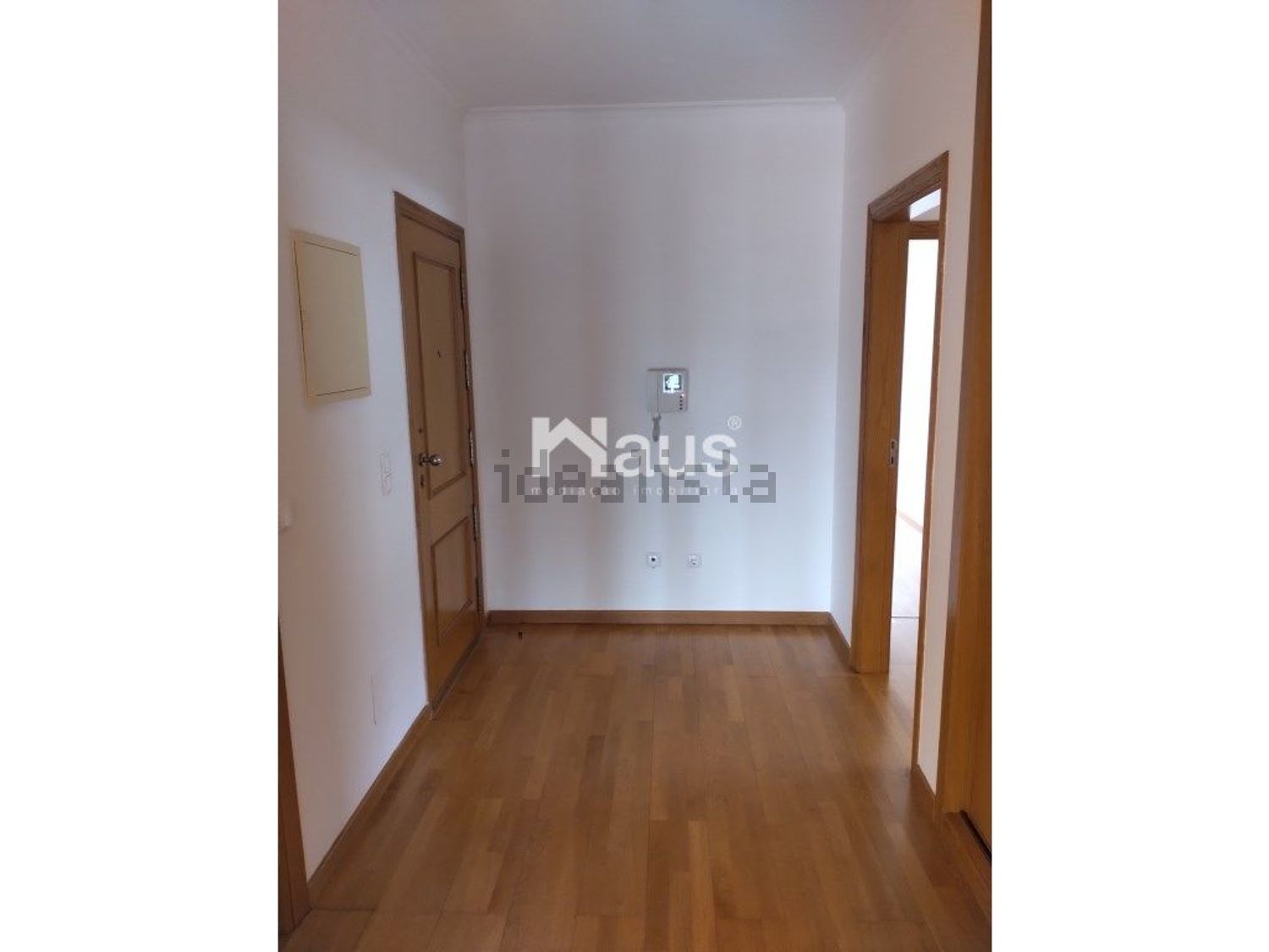 公寓 t3出售在Rua Garcia de Resende - 前厅