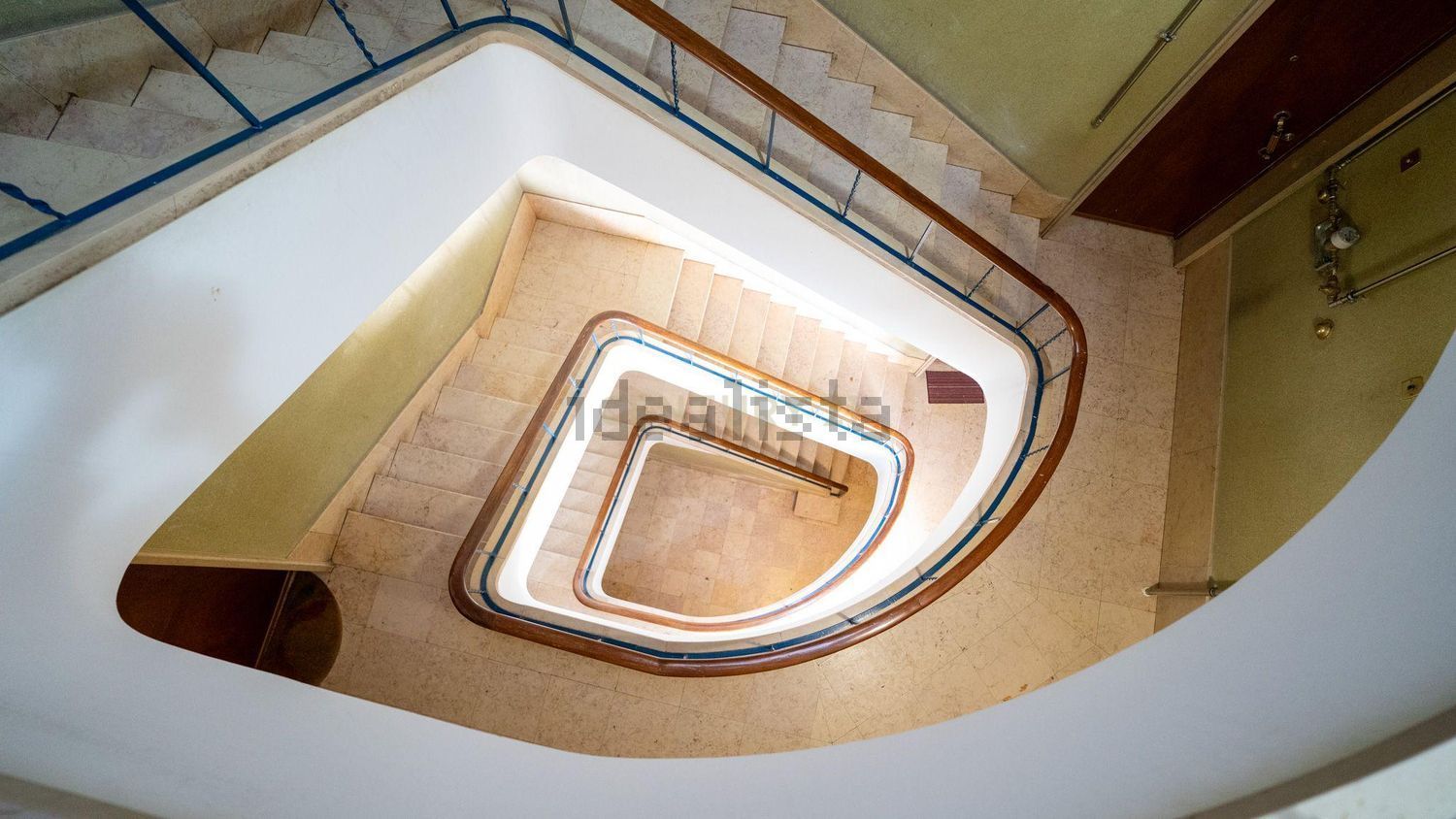 公寓 t2出售在Avenida dos Combatentes da Grande Guerra s/n - 详情