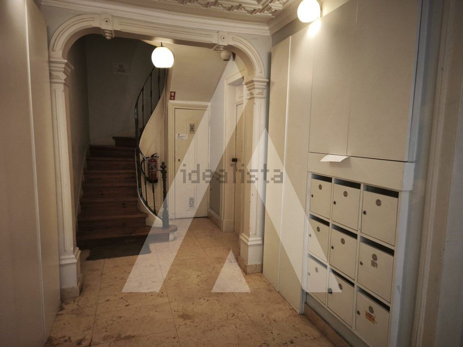 公寓 t1出售在Príncipe Real - 过道