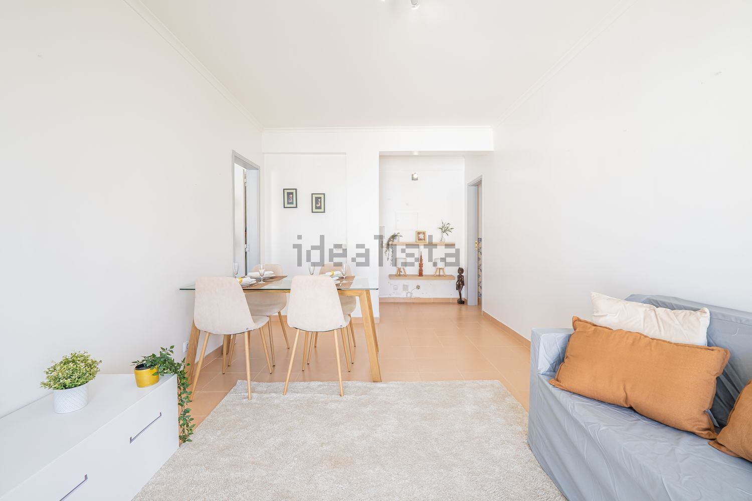 公寓 t2出售在Rua Miguel Esteves Medeiros - 客厅