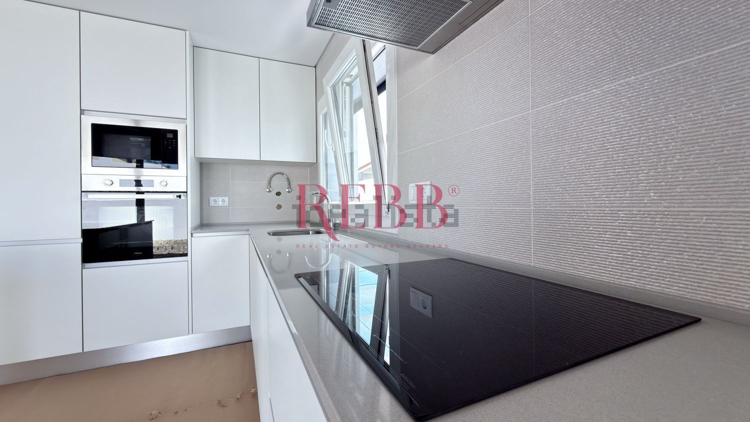 小楼房或独栋别墅出售在Rua Almada Negreiros - 厨房