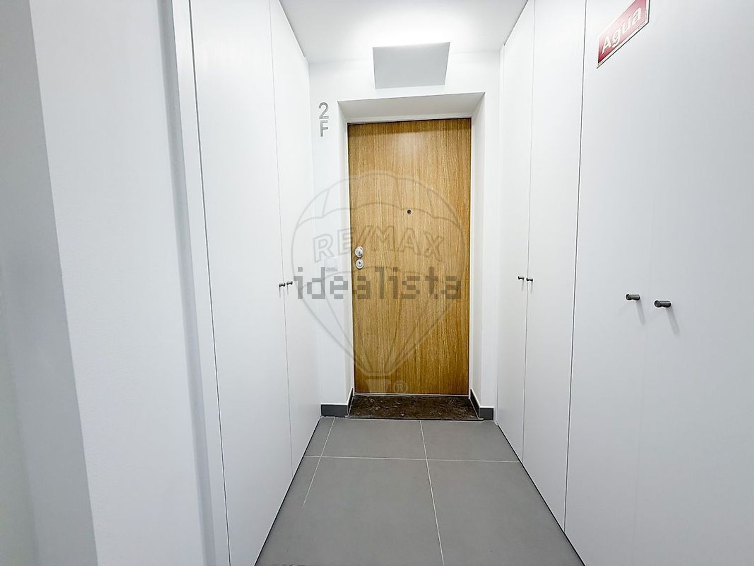 出租公寓 t3在Rua Jose Anastácio da Cunha - 过道