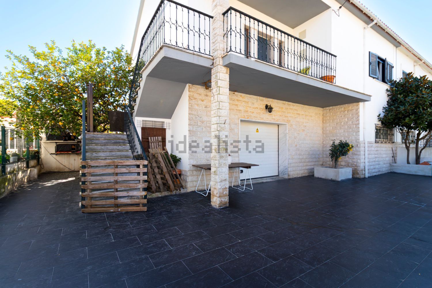 双拼别墅出售在Rua António Sérgio - 外立面