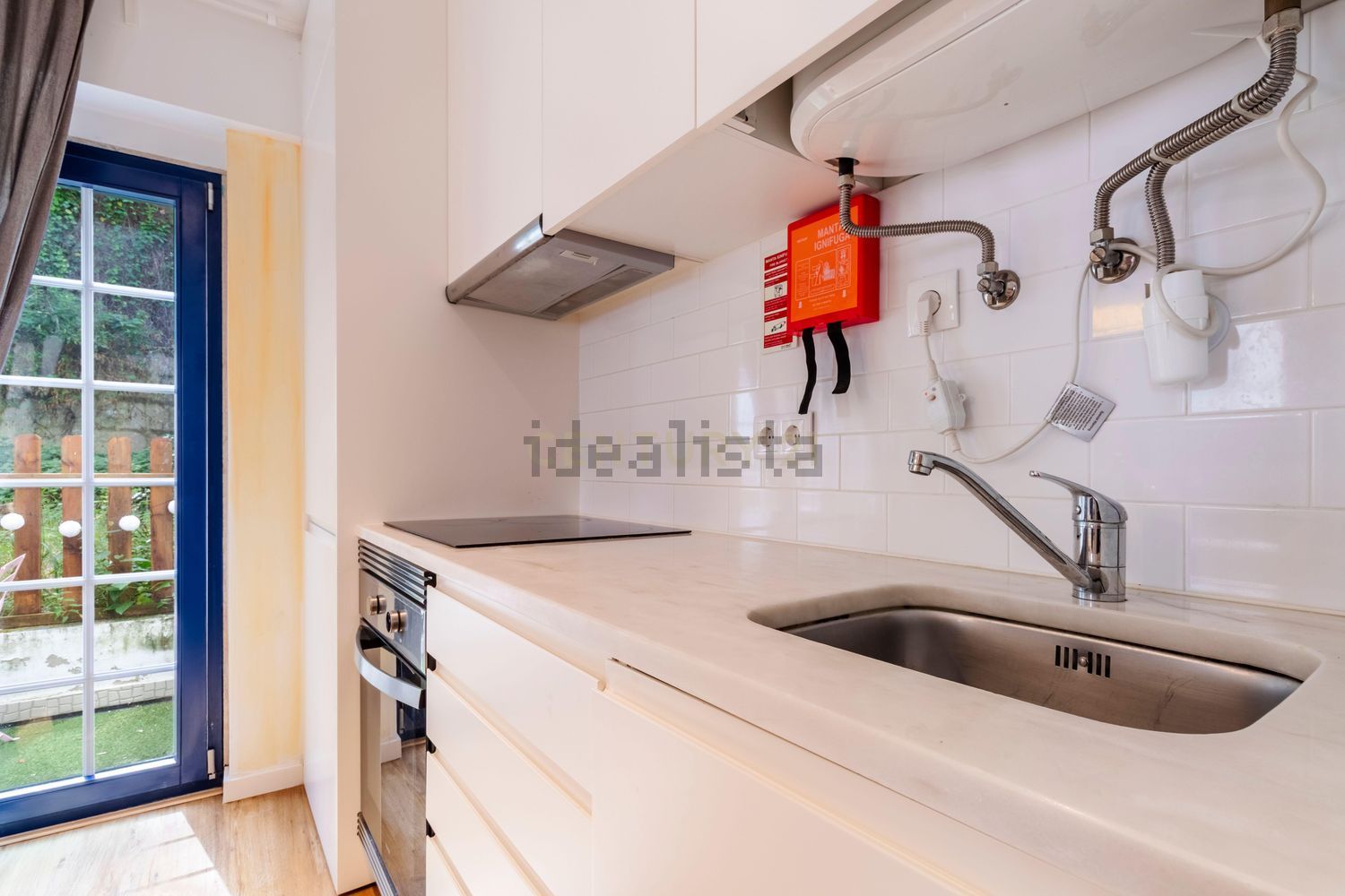 T0（单人公寓）出售在Rua Possidónio da Silva, 130 - 厨房