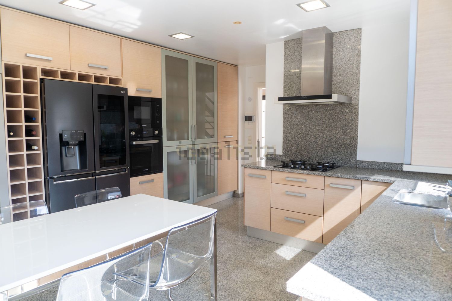 小楼房或独栋别墅出售在Rua dos Lilazes, 8 - 厨房