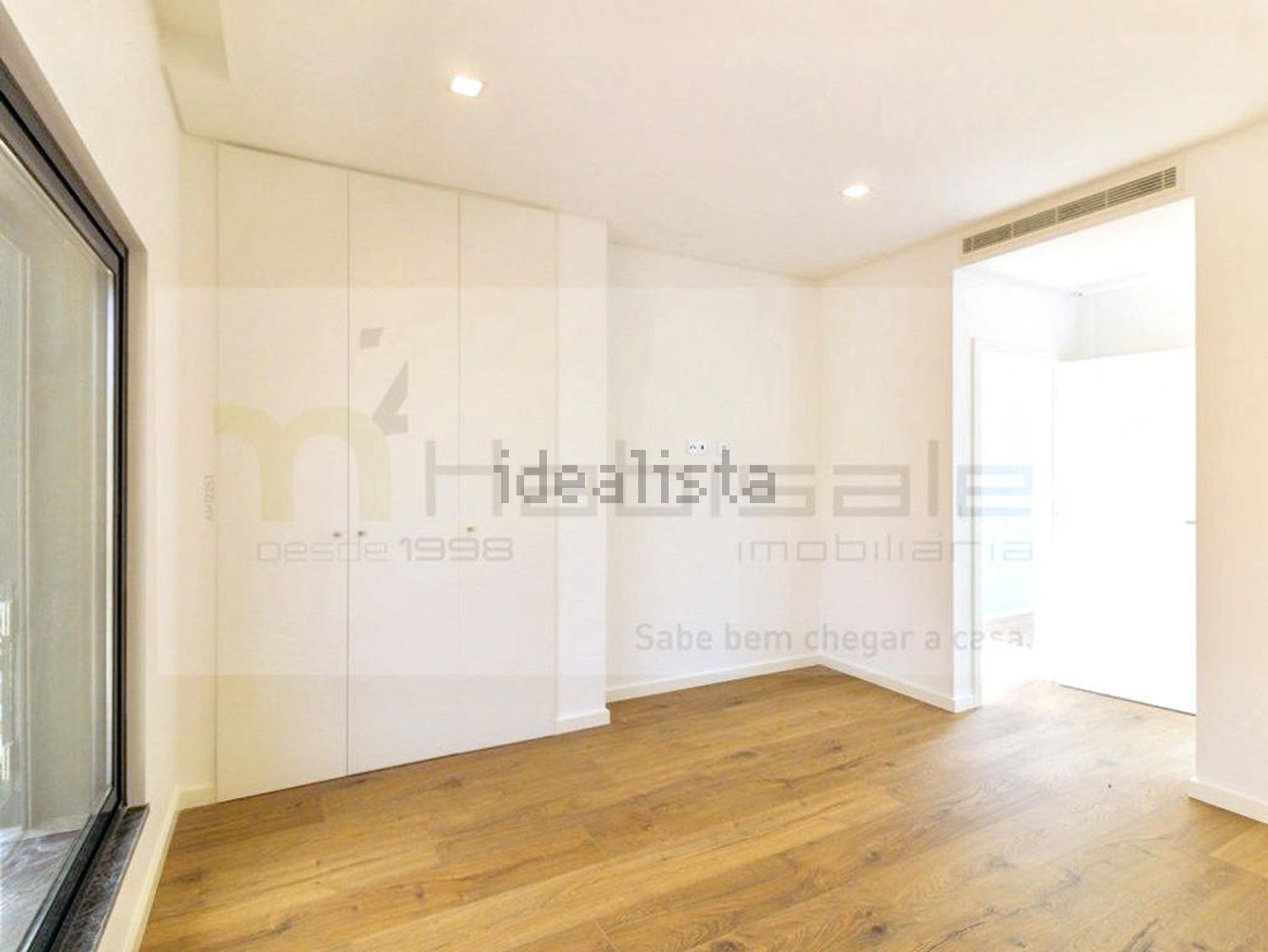 小楼房或独栋别墅出售在Rua Marechal Craveiro Lopes, 43 - 居住