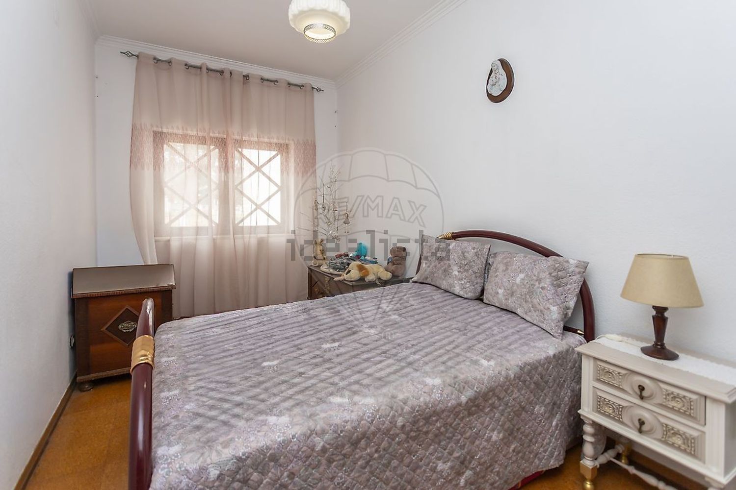 小楼房或独栋别墅出售在Rua José Fontana - 卧室