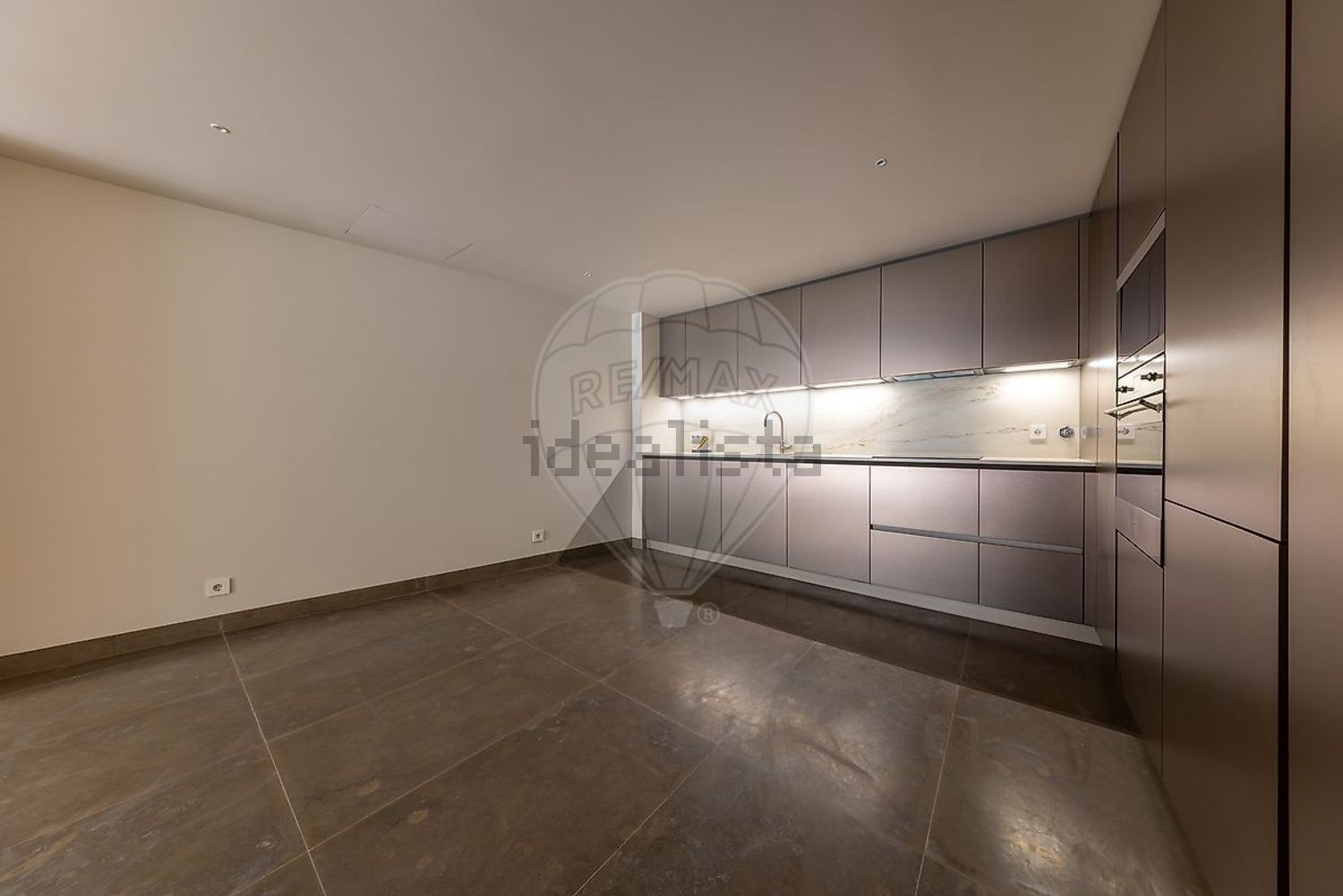 公寓 t1出售在Rua Rodrigues Sampaio - 照片