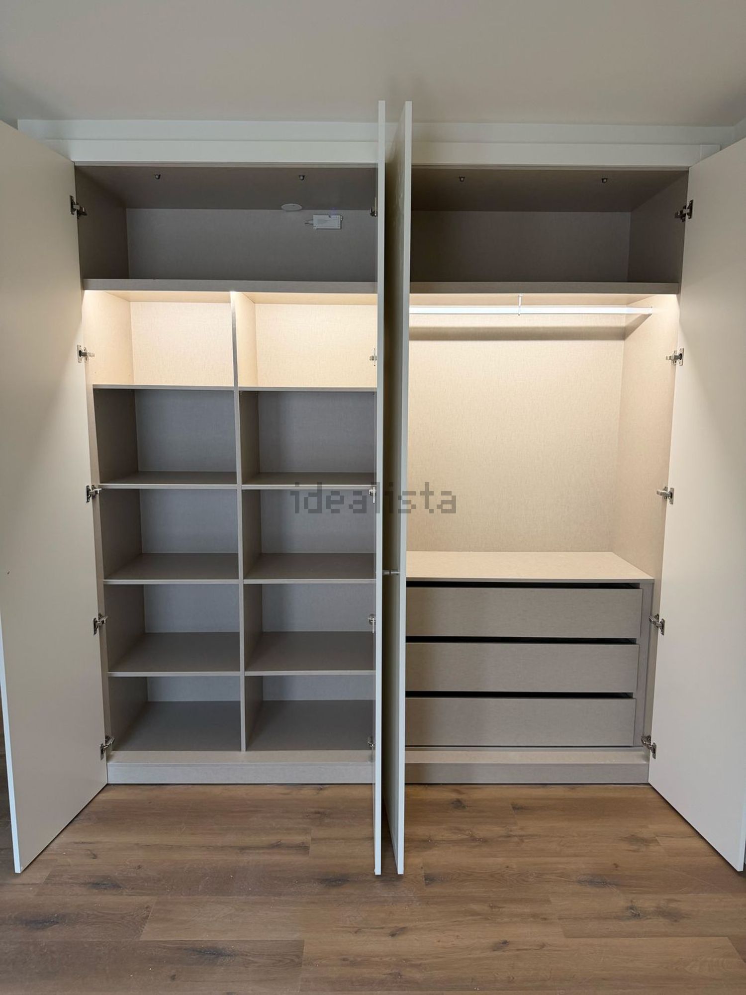 公寓 t2出售在Rua Pablo Neruda, 3 - 试衣间