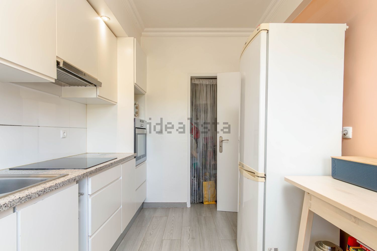 联排别墅出售在Rua Hortense Luz - 厨房