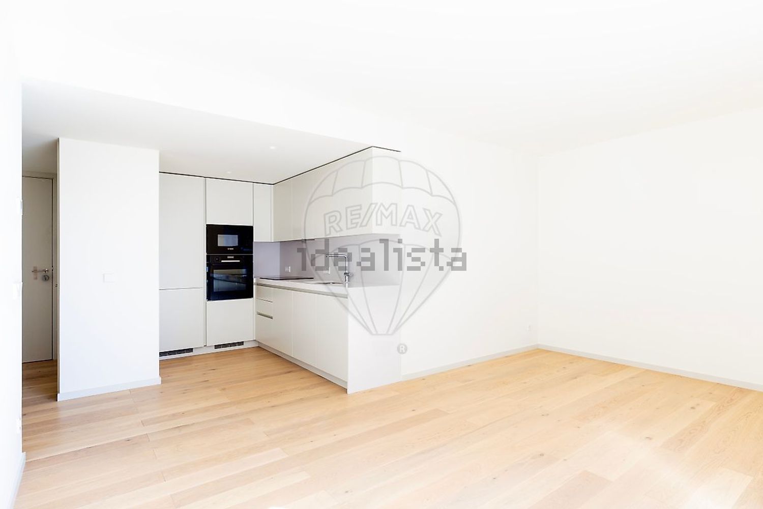 出租公寓 t2在Avenida Fernando Pessoa - 照片