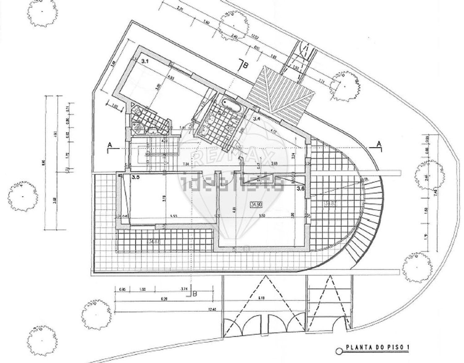 小楼房或独栋别墅出售在Rua Juncal - 平面图