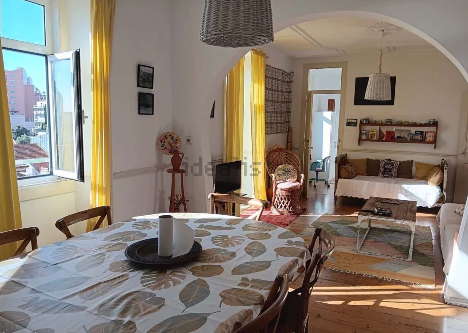 出租公寓 t4在Rua Fernão de Magalhães s/n - 客厅