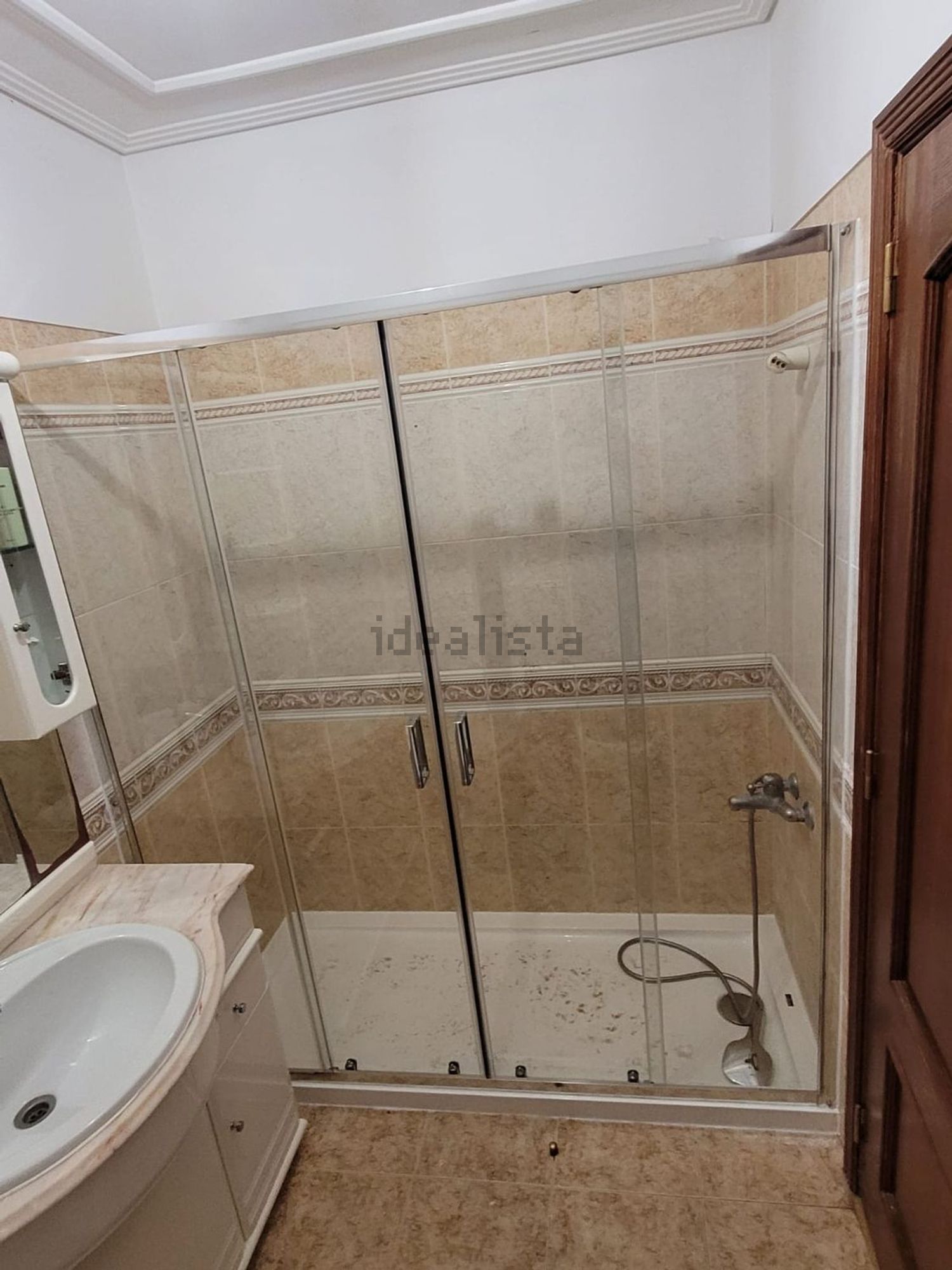 出租房间在Póvoa de Santa Iria e Forte da Casa - 卫生间