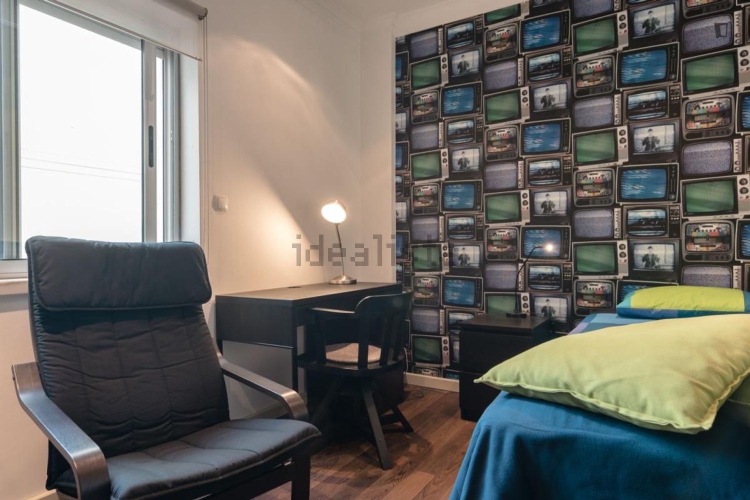 出租房间在Rua Bernardim Ribeiro - 客厅