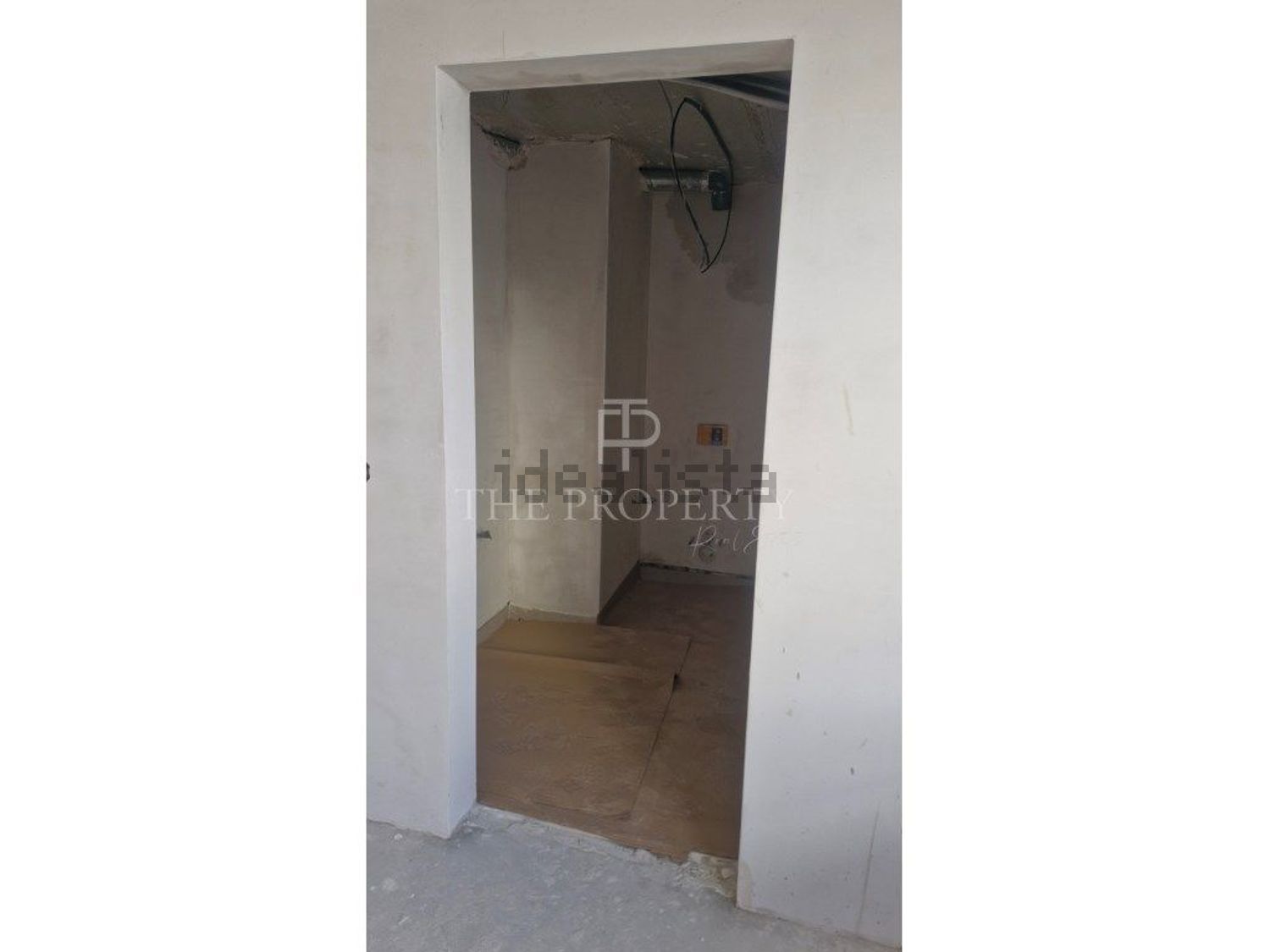 公寓 t1出售在Rua Luís Monteiro - 过道