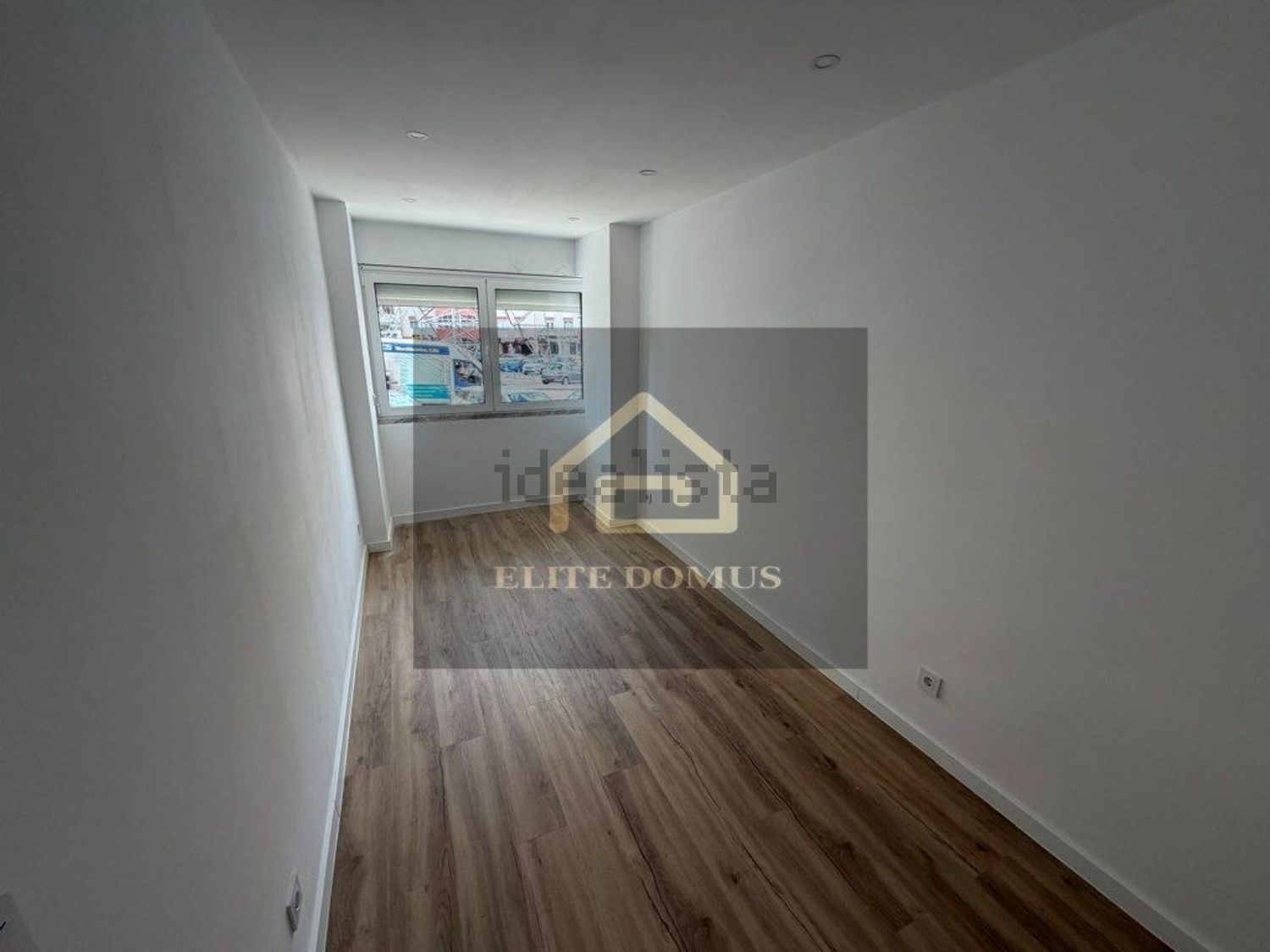 公寓 t2出售在Rua Jaime Martins Barata - 居住