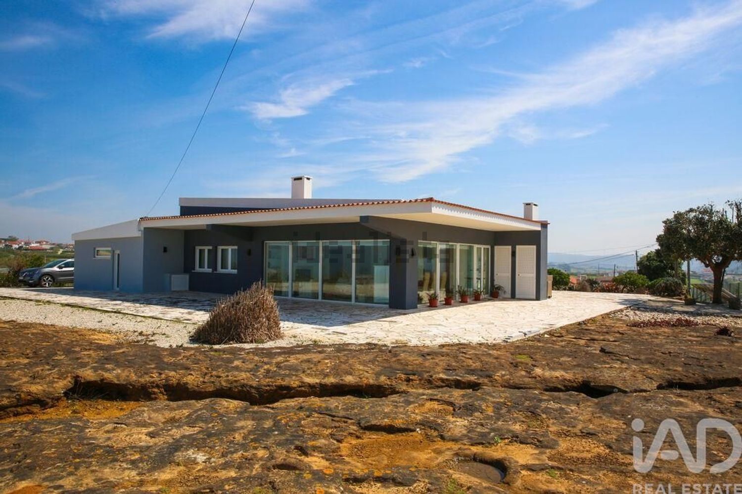 小楼房或独栋别墅出售在Encarnação - 周边