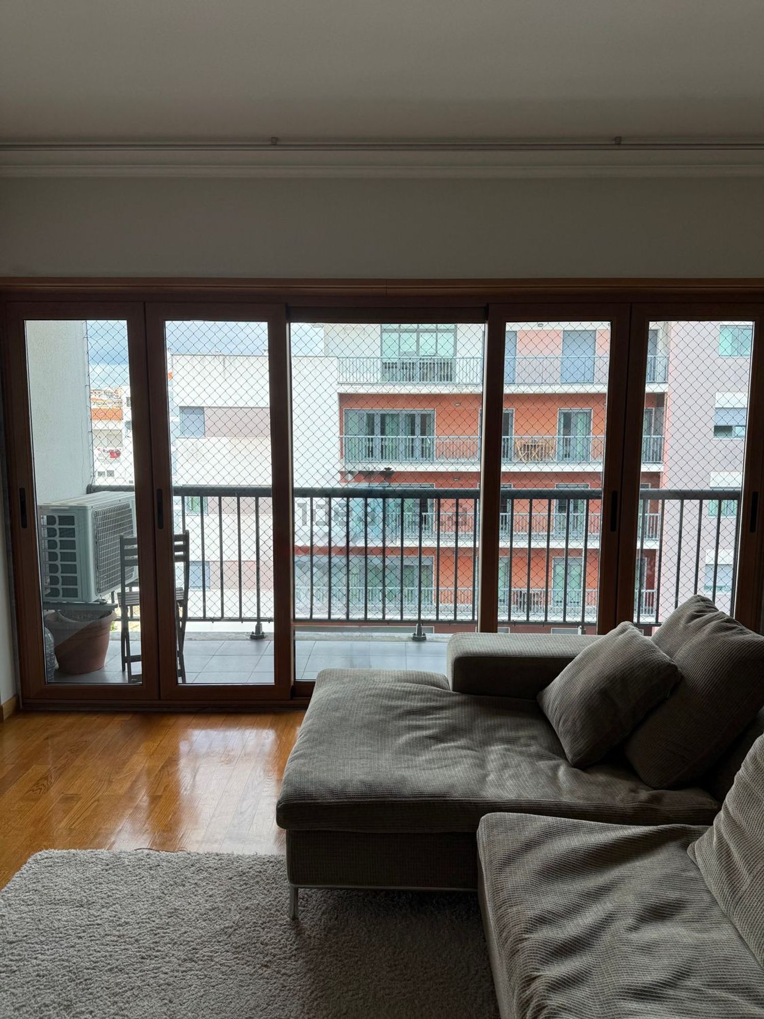 公寓 t2出售在Rua Henrique Manuel Ginja Cardoso, 1 b - 客厅