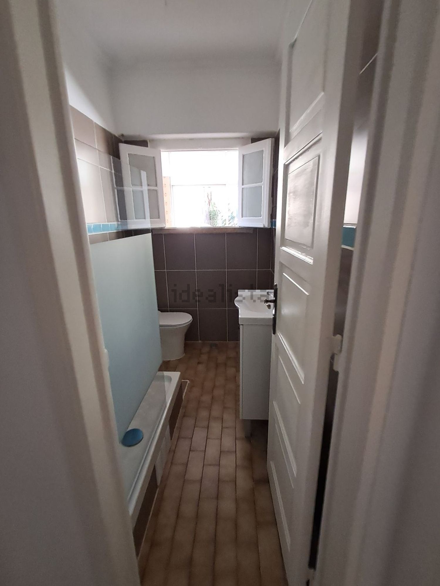 出租公寓 t1在Rua António Nobre, 48 - 卫生间