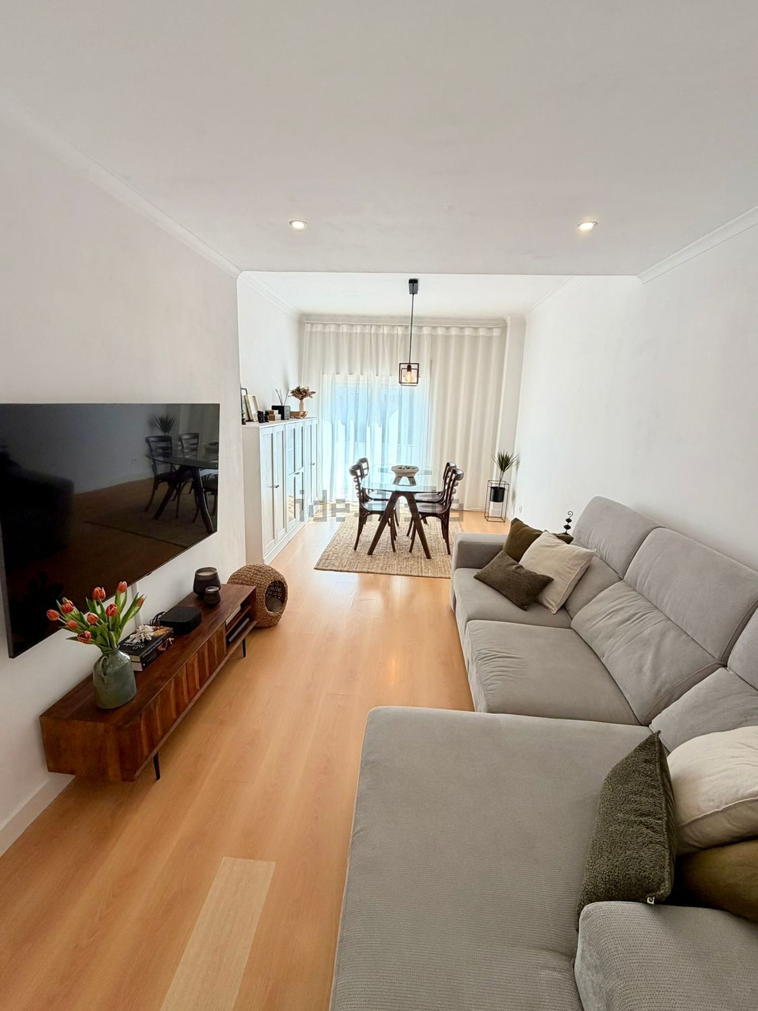 公寓 t2出售在Rua Gomes Leal, 10 - 楼梯