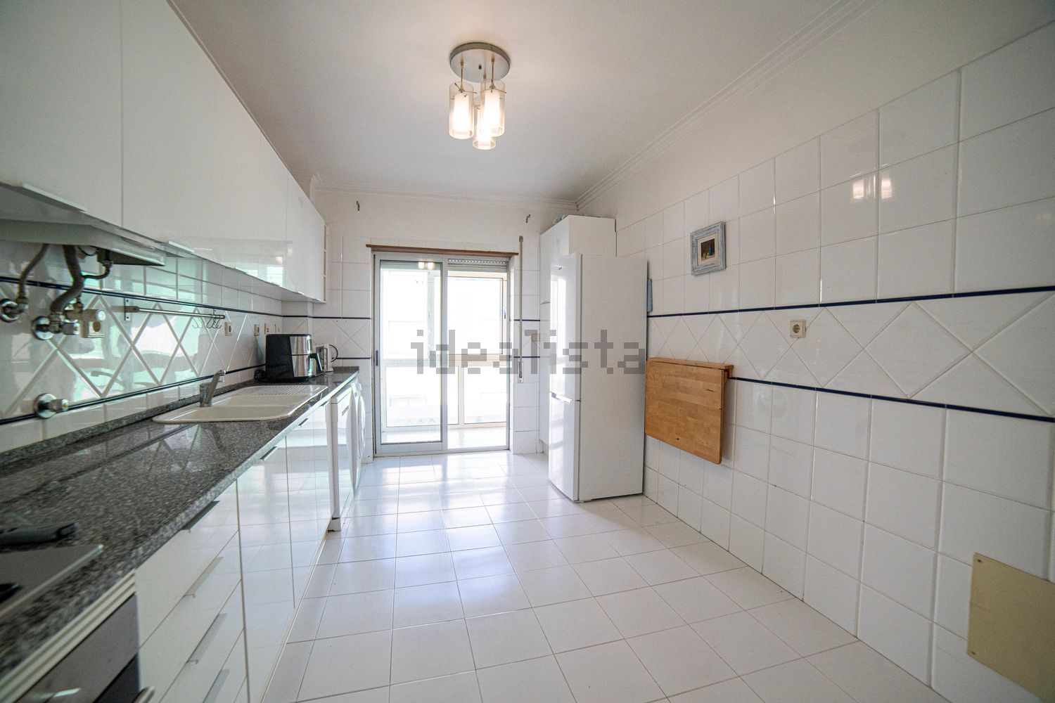 公寓 t2出售在Rua António Rebelo da Silva, 5 - 厨房