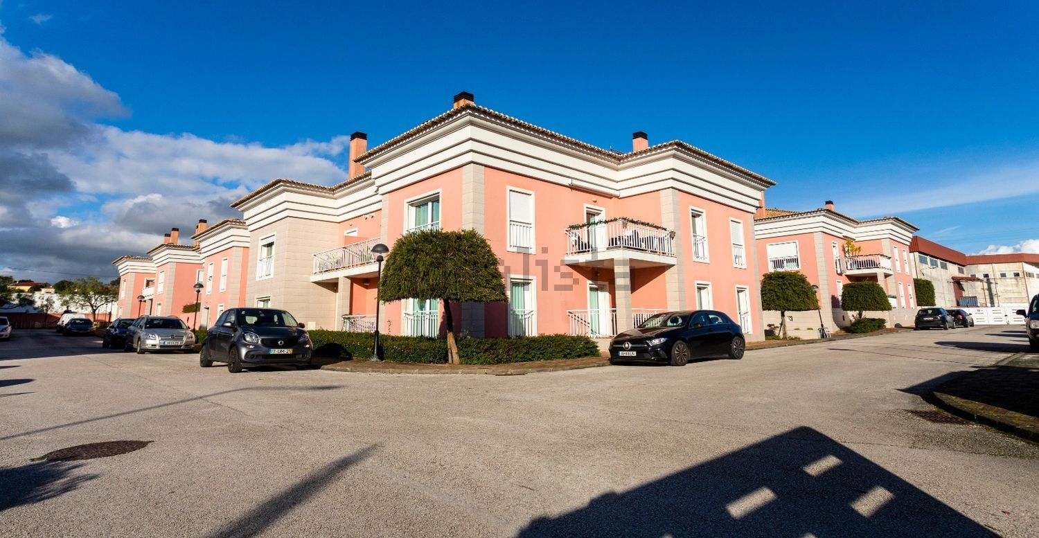 出租公寓 t3在Avenida dos Caeiros, 4 - 外立面