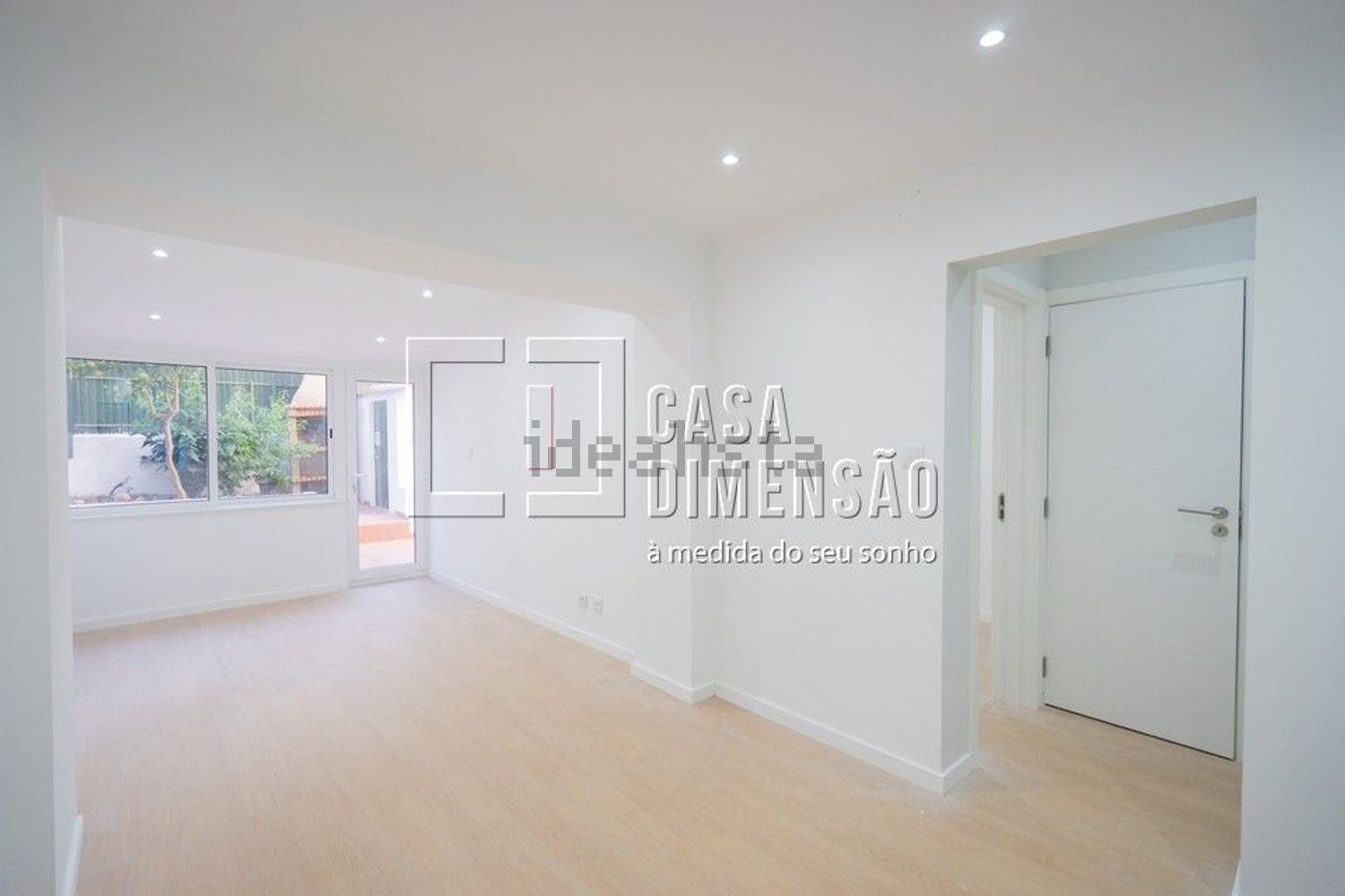 公寓 t1出售在Falagueira-Venda Nova - 客厅