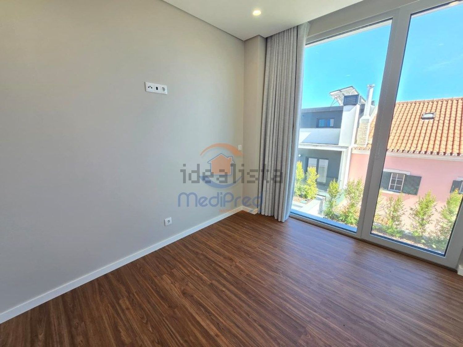 小楼房或独栋别墅出售在Pontinha e Famões - 卧室