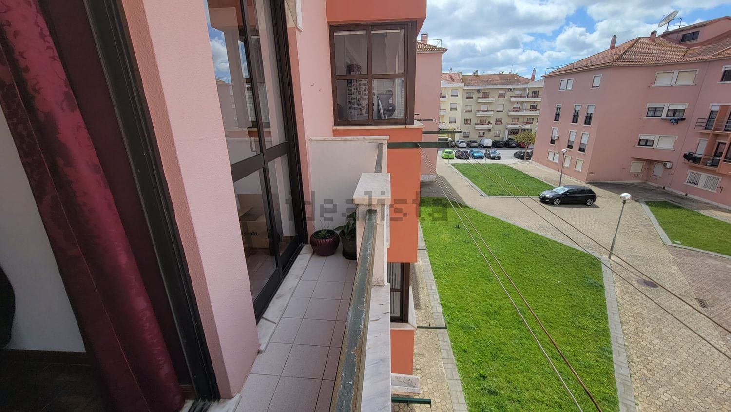 公寓 t3出售在Praça da Restauração - 露台