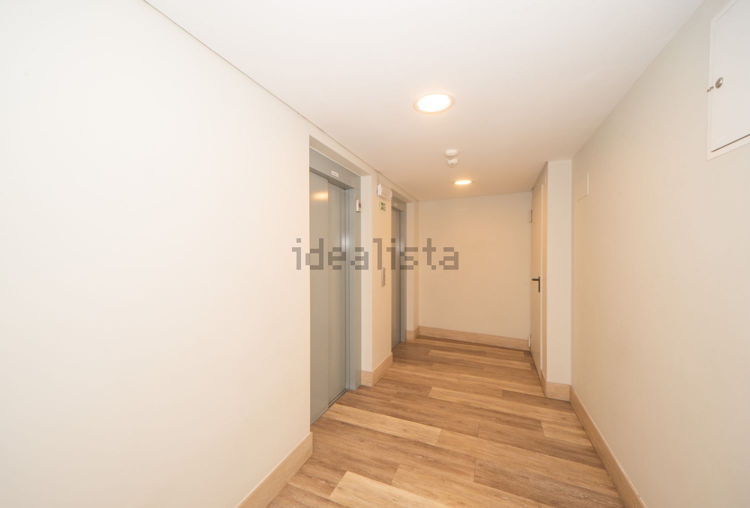 公寓 t3出售在Rua de São Bernardo - 电梯