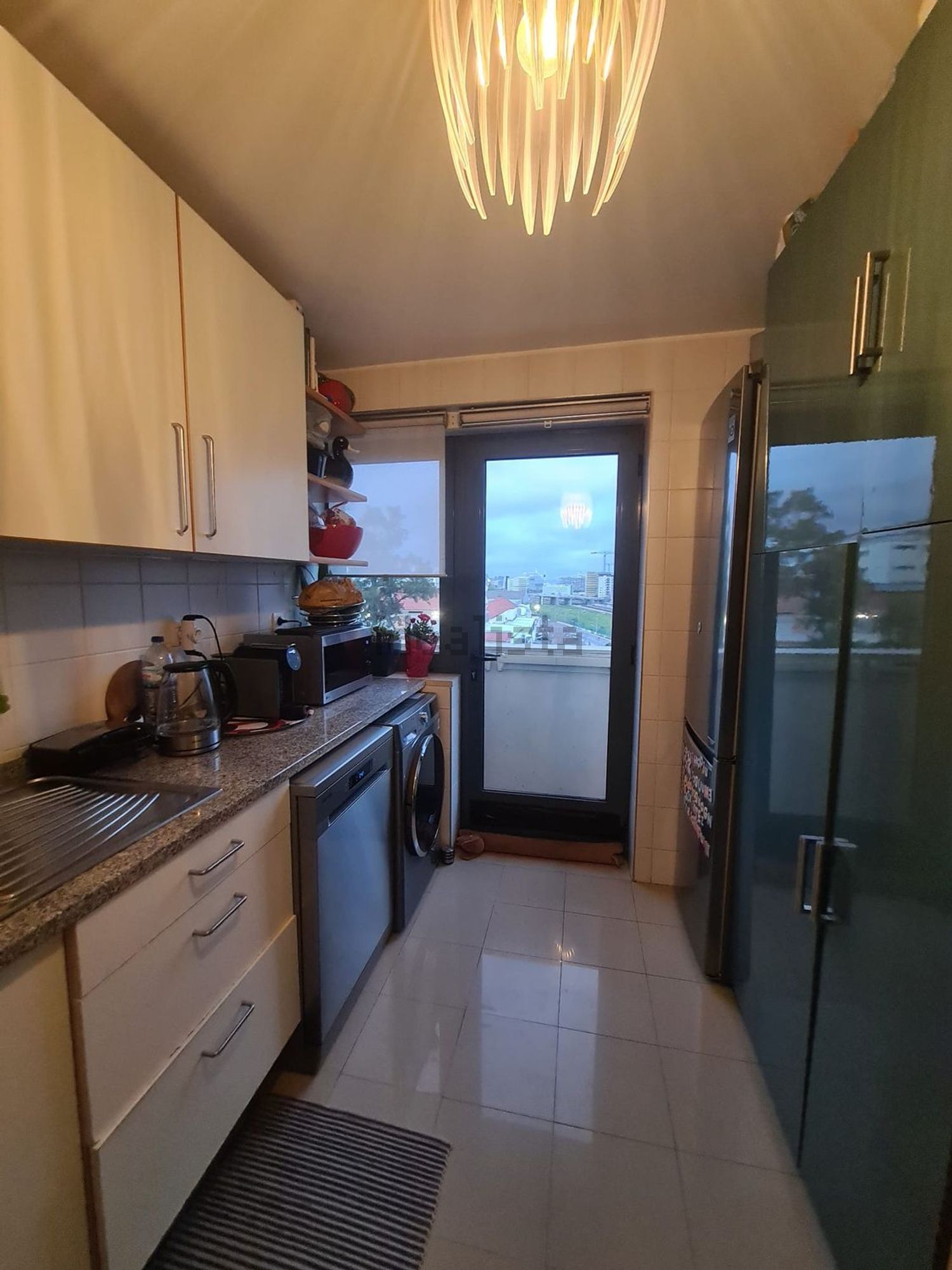 出租公寓 t2在Rua Armandinho, 1 - 厨房