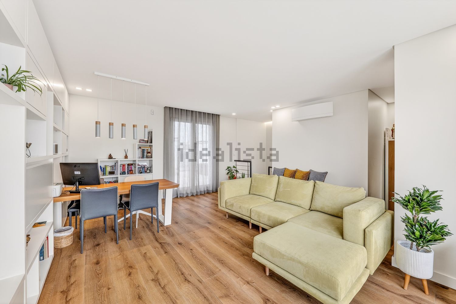 顶层公寓出售在Porto Salvo - 客厅