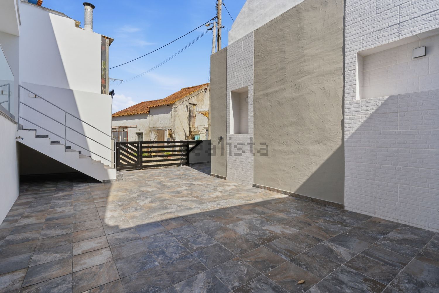 联排别墅出售在Rua da Arieira, 20 - 外立面