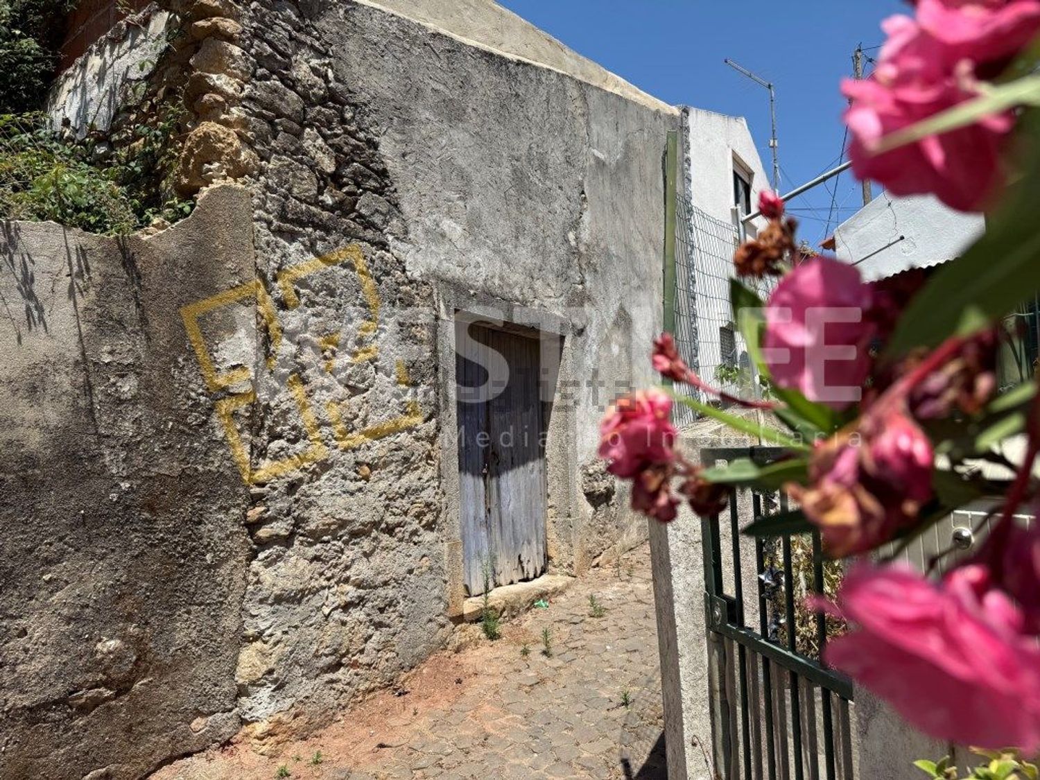 小楼房或独栋别墅出售在Enxara do Bispo - Gradil - Vila Franca do Rosário - 外立面