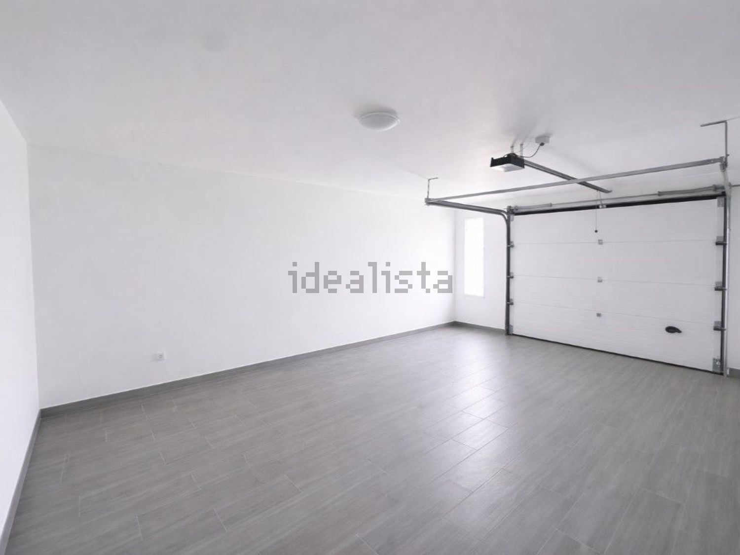 联排别墅出售在Rua dos Comarelos - 停车位