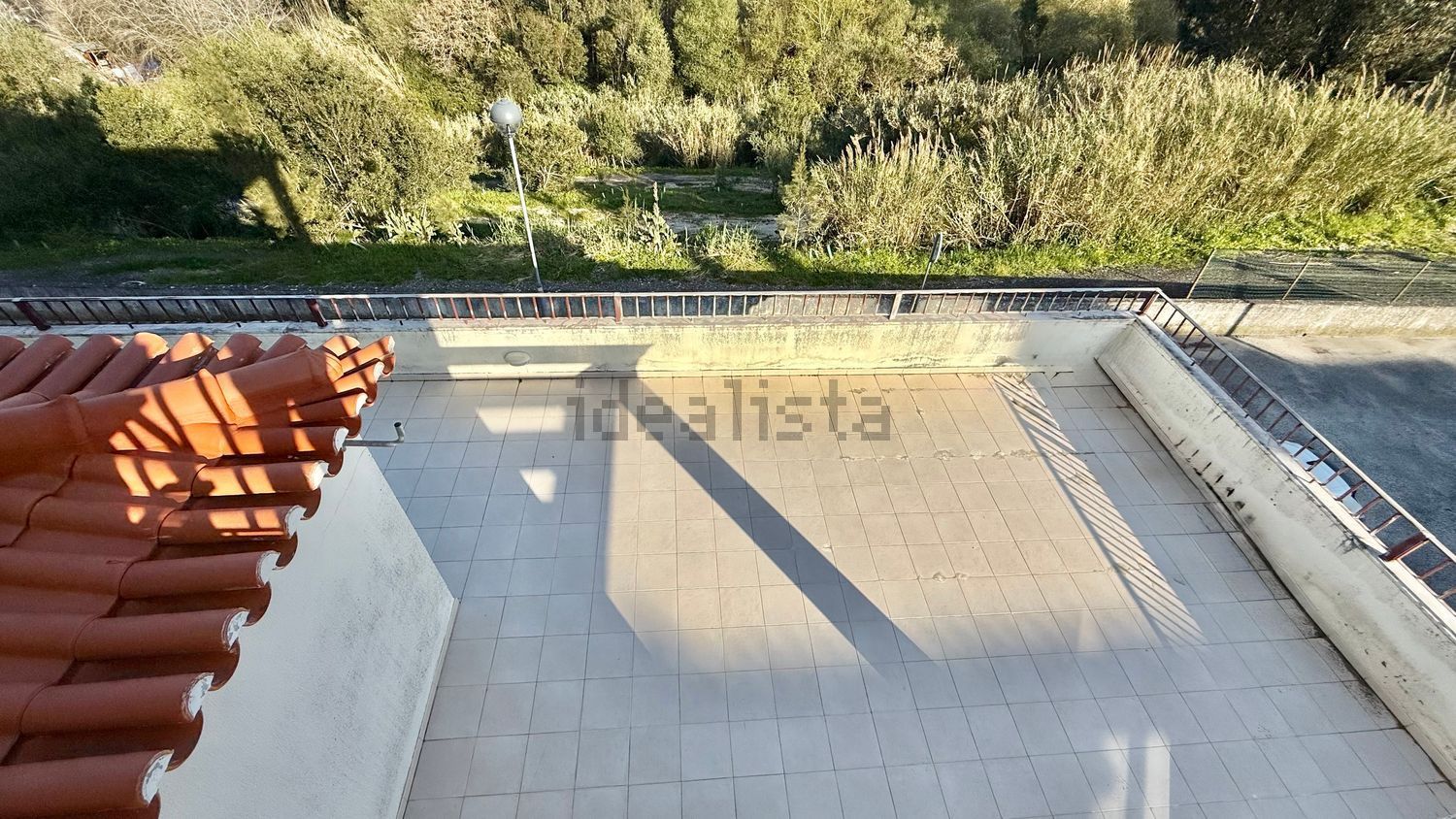 复式公寓出售在Rua das Glicínias, 2 a - 阳台