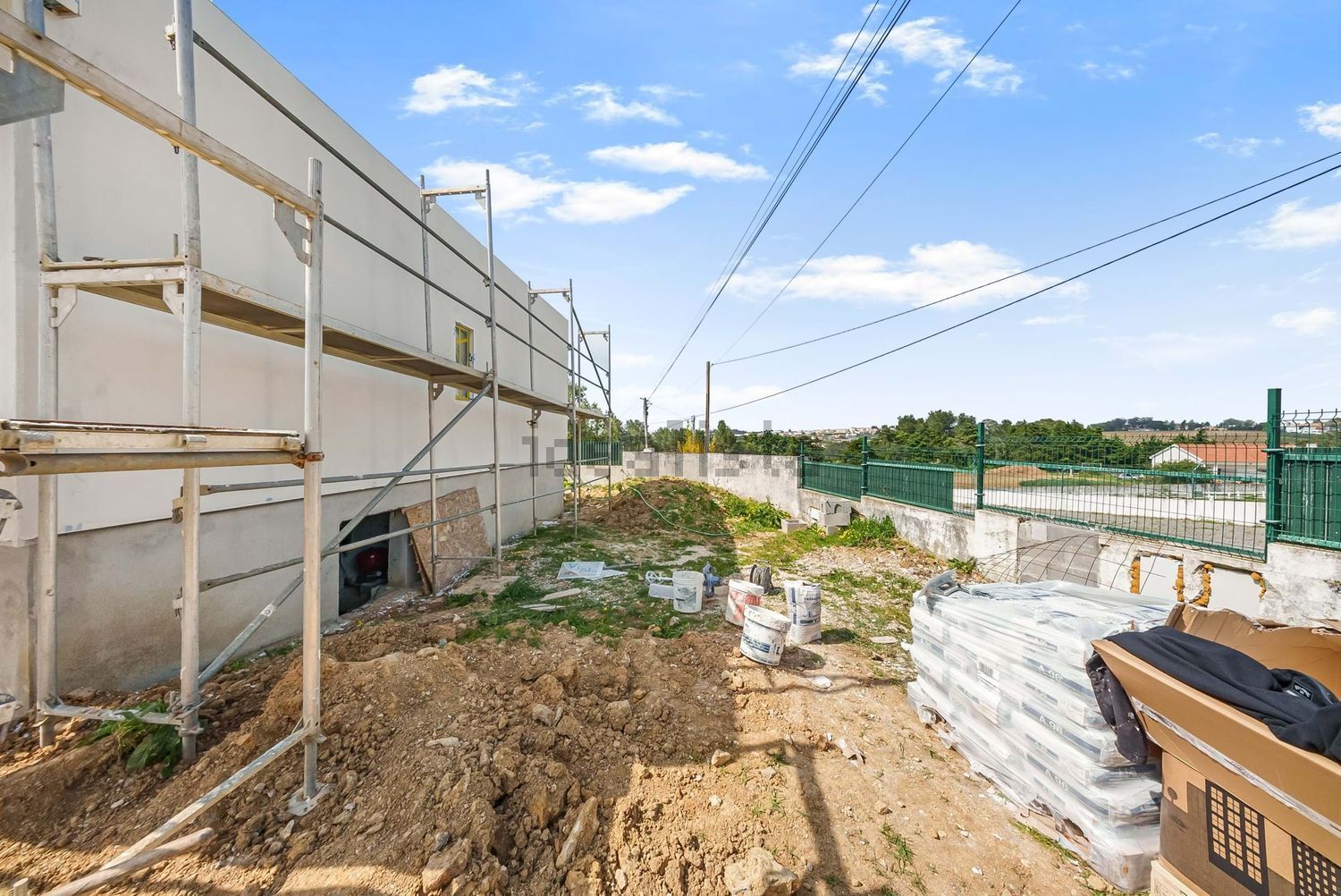 小楼房或独栋别墅出售在Rua do Outeiro - 照片