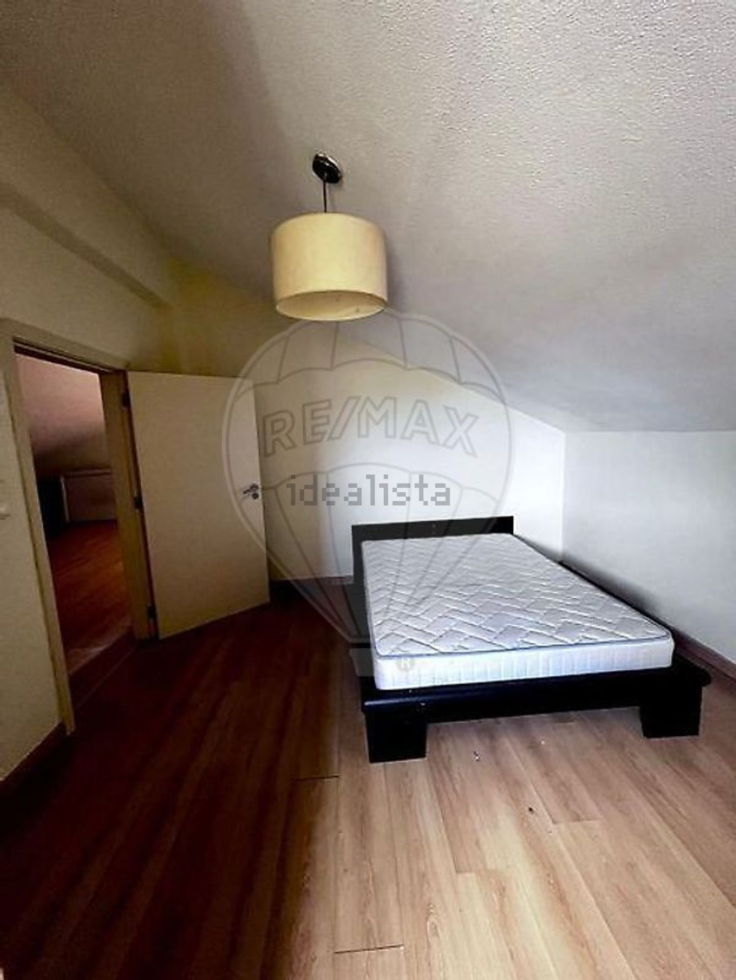 小楼房或独栋别墅出售在Rua do Cabeço - 卧室