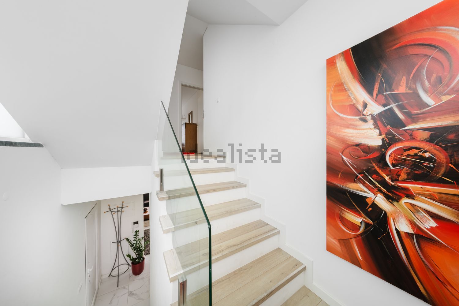 小楼房或独栋别墅出售在Redondos - 楼梯