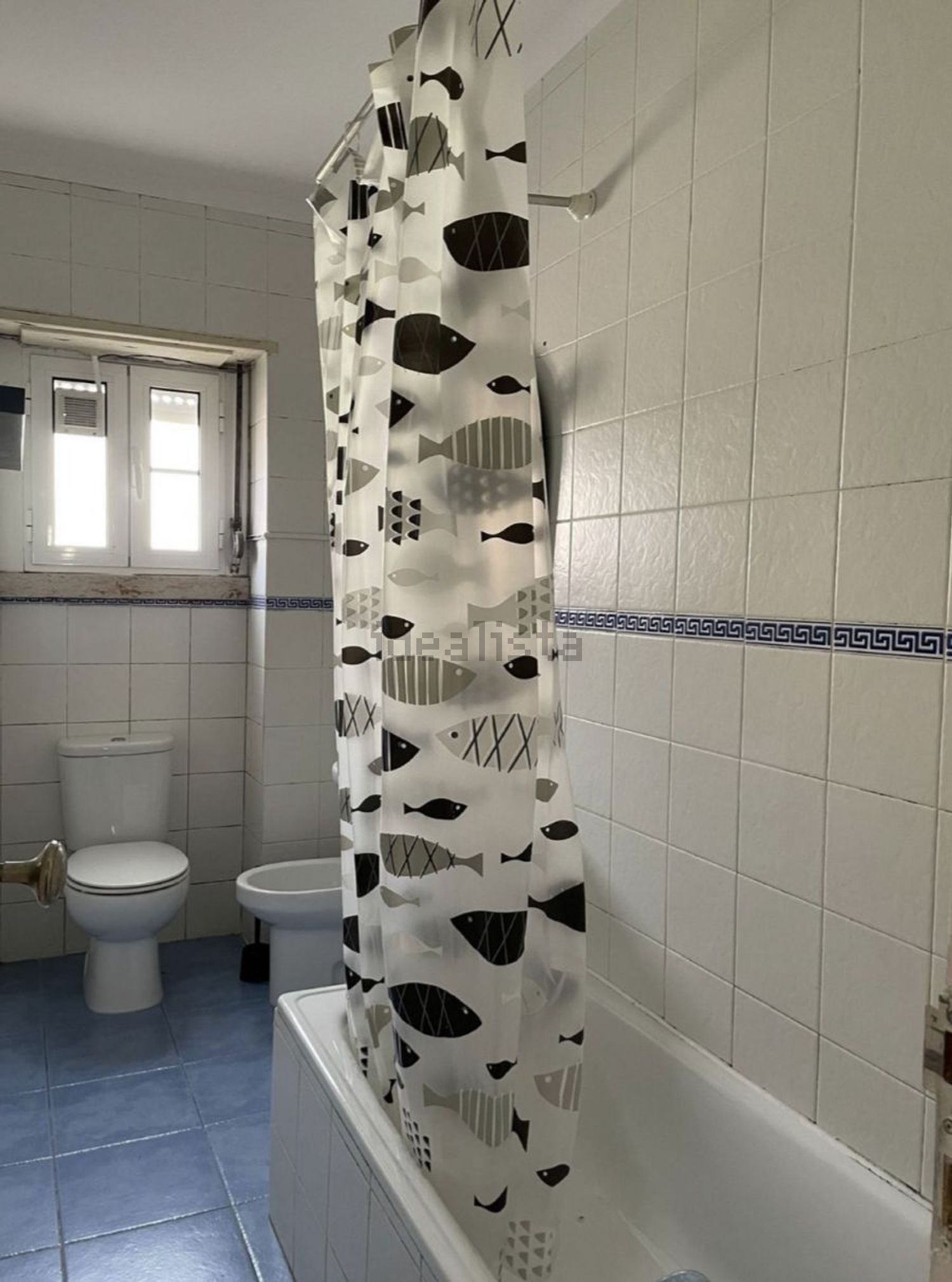 出租房间在Rua Cândido Figueiredo - 卫生间